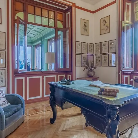 Family With Stunning View By Wonderful Italy Villa *