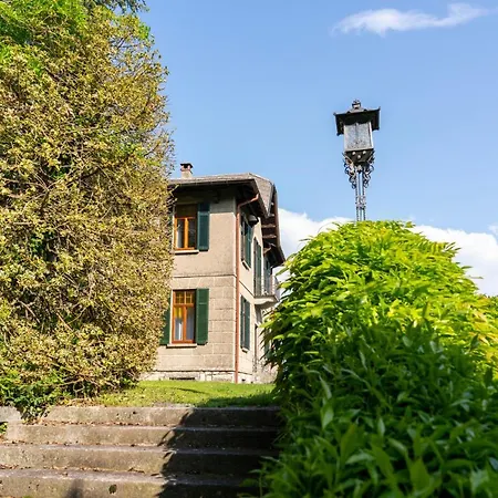 Villa Family With Stunning View By Wonderful Italy Civenna