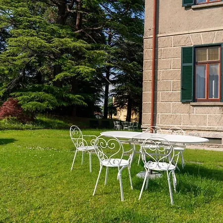 Family With Stunning View By Wonderful Italy Villa Civenna